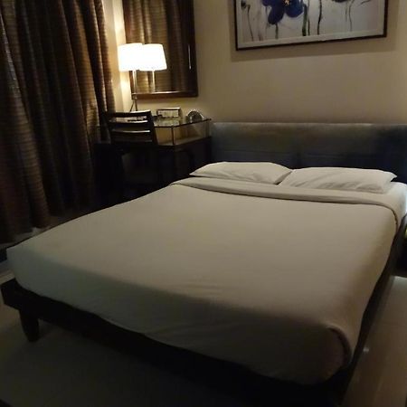 Hotel Sapna Marine Mumbai Eksteriør bilde